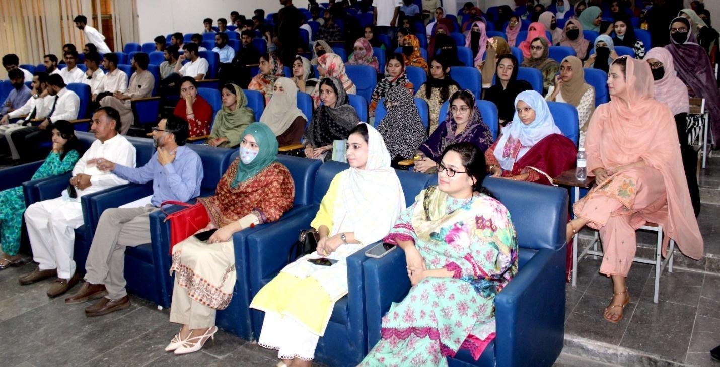 Photo from the report: student and faculty attendees at ADS's Climate Action Summit on Pakistan's NDCs and Green Taxonomy, held at Bahauddin Zakariya University (BZU), 2025.